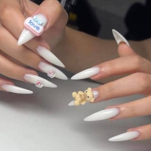 کاشت‌ناخن‌‌،زیبایی‌دستان‌تان‌را‌به‌ما‌بسپارید