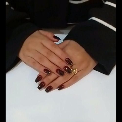 آموزش و خدمات کاشت ناخن در مشهد