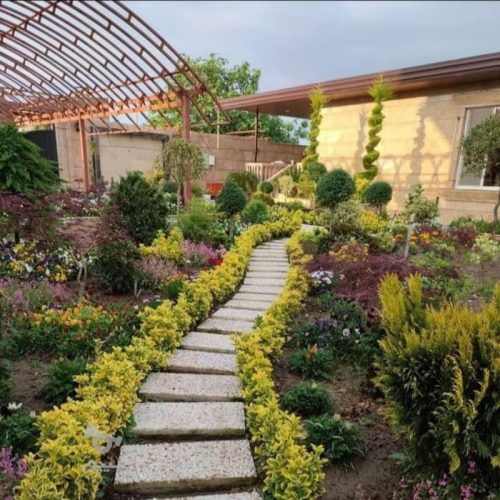 باغبانی فضای سبز گلهای رشت