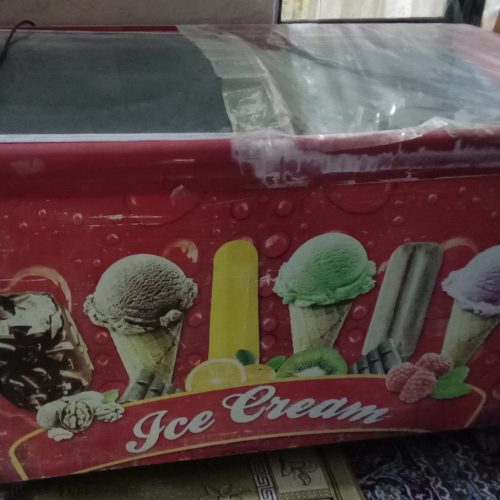 یخچال بستنی