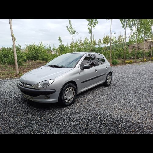 پژو 206 بی رنگ