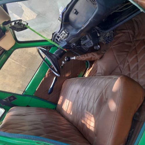 مزدا. 1600 ایسوزو تویوتا