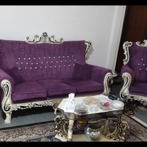مبل 8نفره،  میزنهار خوری 8نفره،  میزTv،  ساعت ایستاده،  بوفه