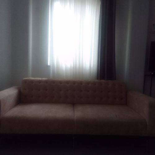 مبل بدنه فلزی