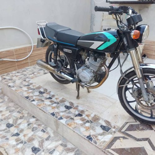 موتور سیکلت 200 کبیر