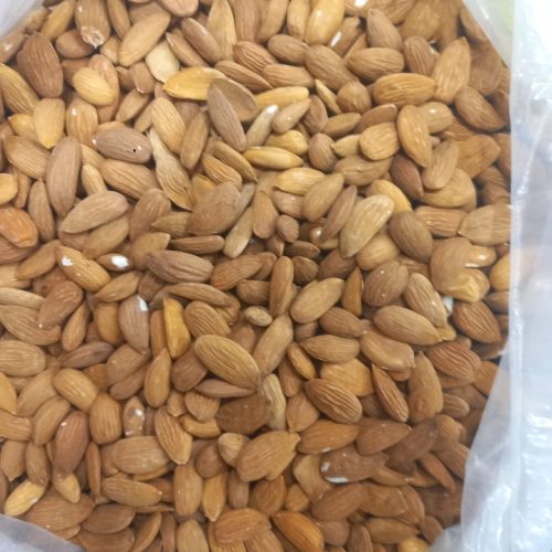 مغز بادام ایرانی