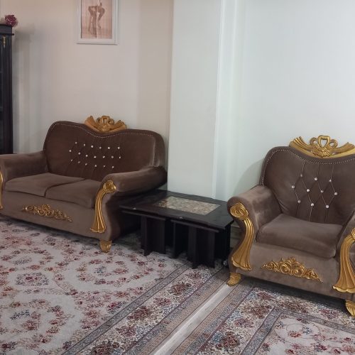 مبل 7 نفره به همراه بوفه سالم