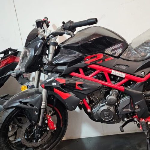 بنلی250تک سیلندقرمز مشکی