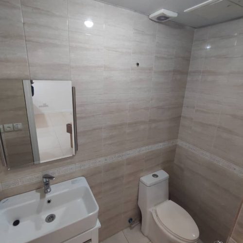 90 متر دوخوابه نیاوران