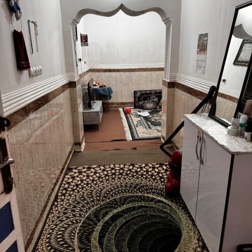 خانه ویلای بین خیابان 9و10 بیست متری نزدیک بازار حصیراباد