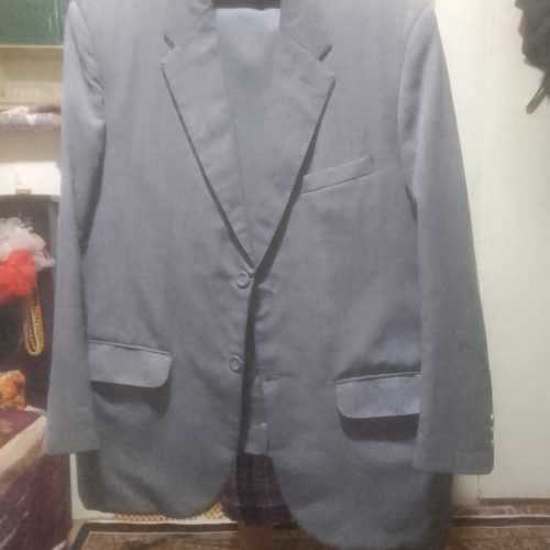 یک دست کت وشلوار