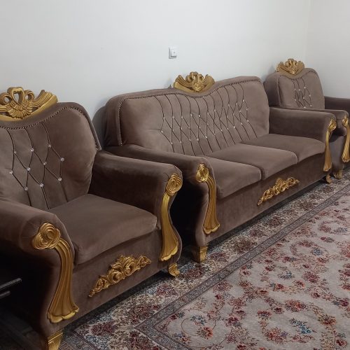 مبل 7 نفره به همراه بوفه سالم