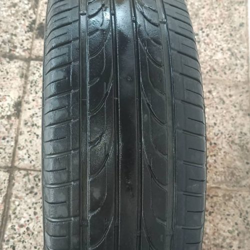 یه جفت لاستیک خارجی 15 تمیز