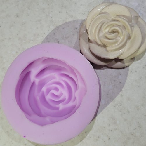 قالبهای سیلیکونی شمع و سنگ مصنوعی✨️