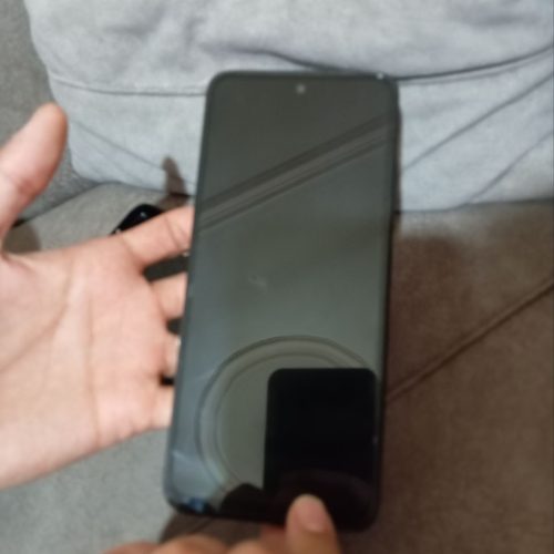 گوشی در حد نو هست