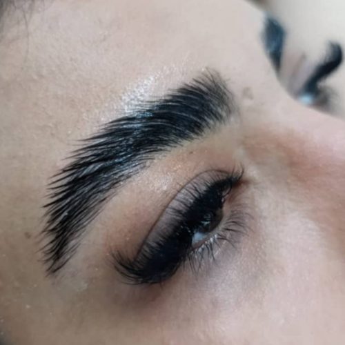 کاشت و اکستنشن مژه لیفت و لمینت مژه ابرو