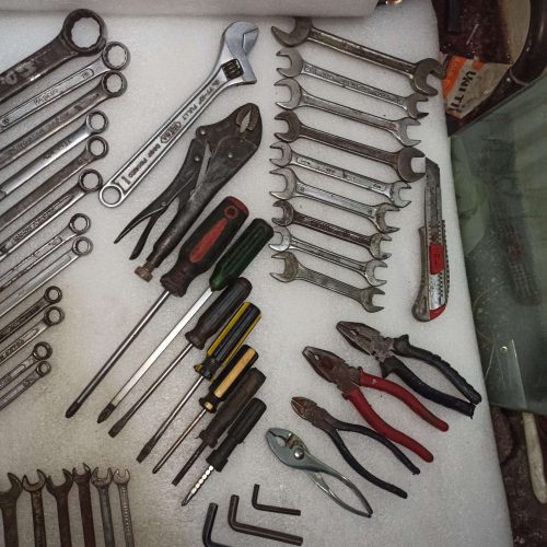 آچار و ابزار یراق آلات