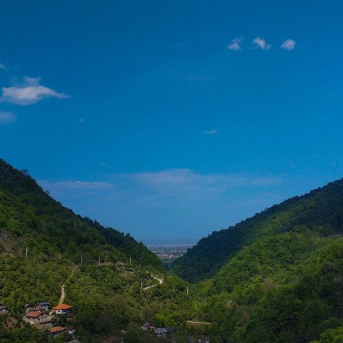 بنای نیمه ساخت به همراه 250 متر زمین