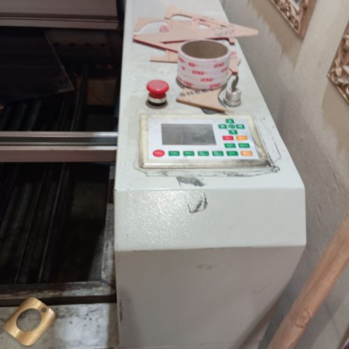 دستگاه لیزر  90 در 130