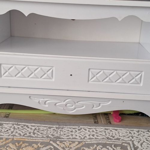 میزتلویزیون