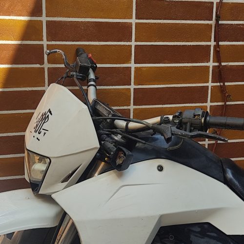 موتورکویر‌    200cc.تنه کراسی
