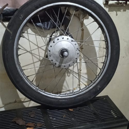 چرخ جلو موتورسیکلت هندا125