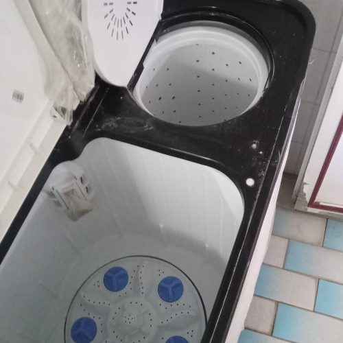 یک عدد لباسشویی دوقلو مارک پاکشوما