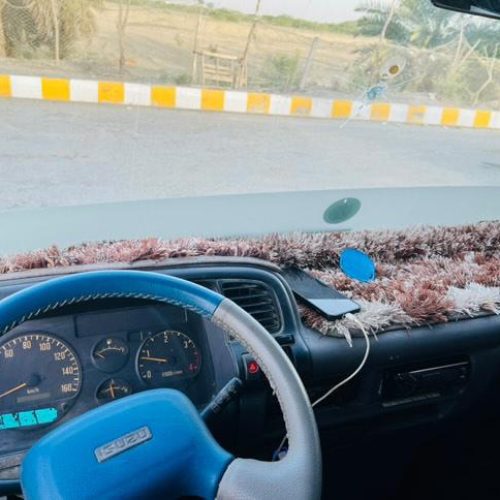 با سلام ایسوزو مدل 88 6تن فنی سالم  80اتاق جلو رنگ  زیر کابین بدون رنگ کارت سوخت فعال  موتور تعمیر اساسی شده سه ماه پیش با فاکتور