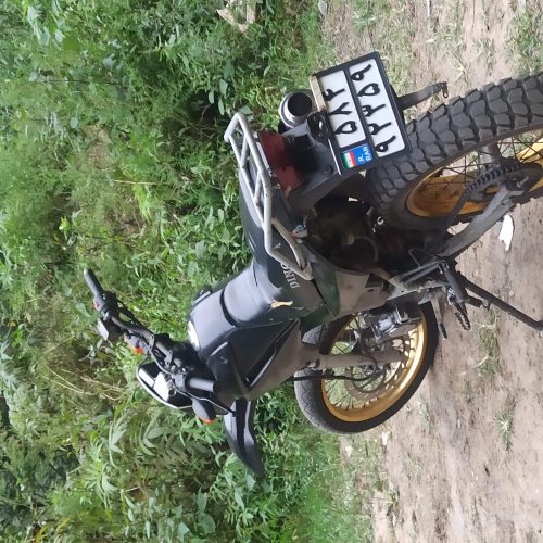 تریل 200 در حد وای زد مدارک تکمیل به نام تخفیف بیمه کامل