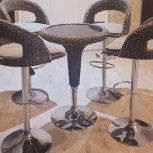 صندلی ومیز گرد قابل کوتاه وبلند شدن