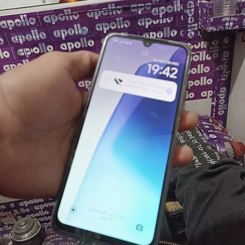 فروشی هست