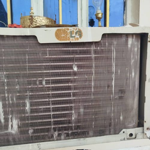 یک عدد کولر پنجره ای  18 هزار ال جی