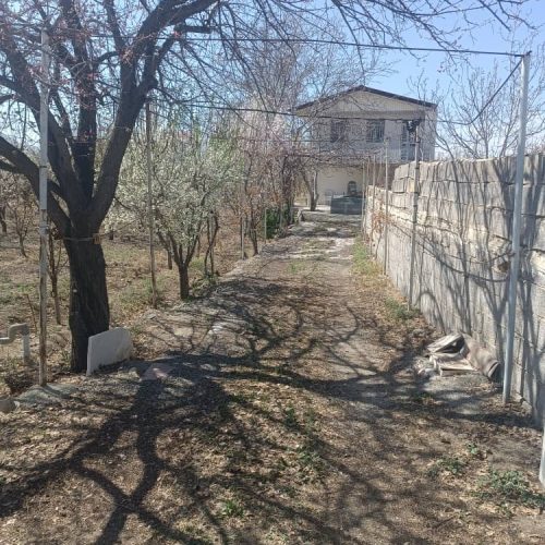 مشکل آب ندارد . سند 6 دانگ .گاز هم در طرح هادی است و مشکلی ندارد و زود حل می‌شود