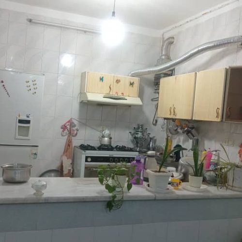 اجاره همکف پایین با4پله