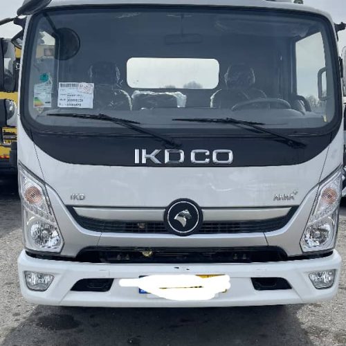 آرنا پلاس شش تن