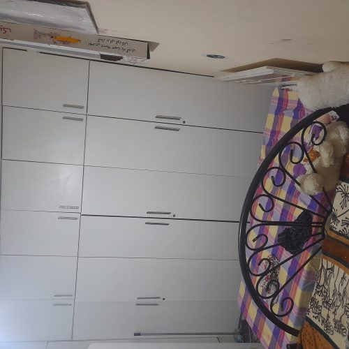 به پولش احتیاج دارم  واگنه خونه خیلی خوبیه