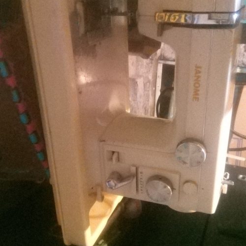 چرخ خیاطی و سردوز