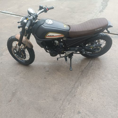 موتور سیکلت کاف ریسر