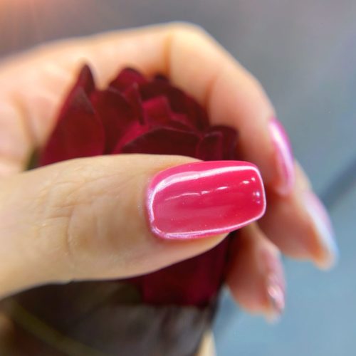 خدمات ناخن و پدیکور درمانی و آموزش