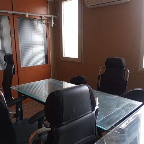 3نبش وتابلوخورمسقل پرترددروبرومترووایستگاه بی آرتی