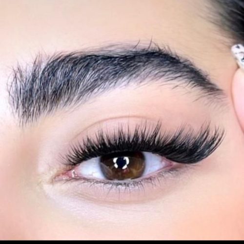 مدل کاشت مژه و ناخن