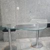 میز شیشه‌ای