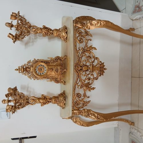 آینه و شمعدان