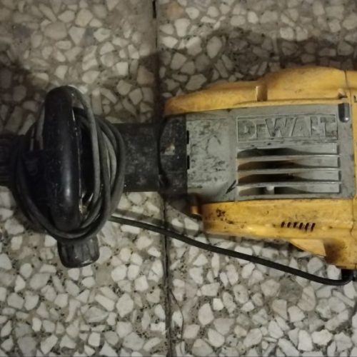 چکش هیلتی 11کیلویی دیوالت