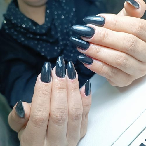 کاشت ناخن با ژل