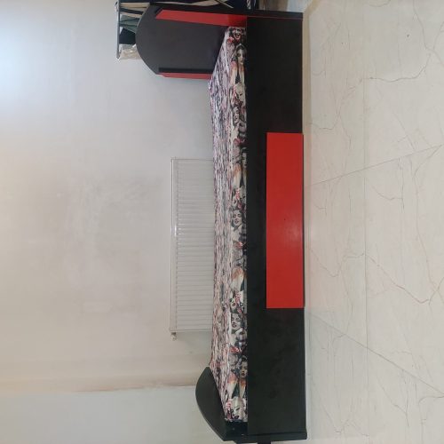 تخت یک نفره