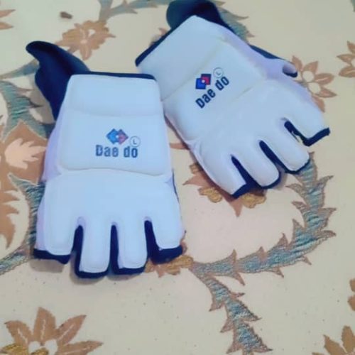 ست کامل ورزشی تکواندو هگو روپایی دستکش ساق بند کاپ کش ابدا کش لوپ