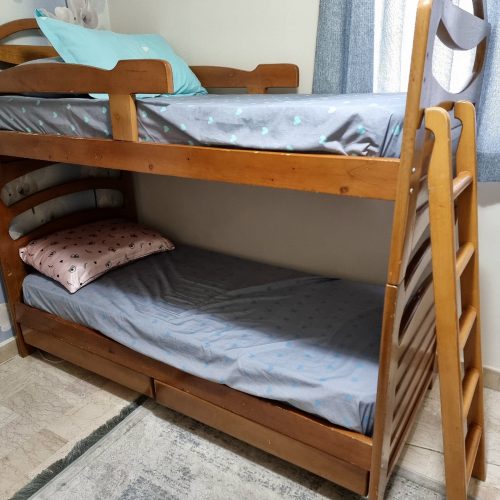 تخت خواب دو طبقه نوجوان