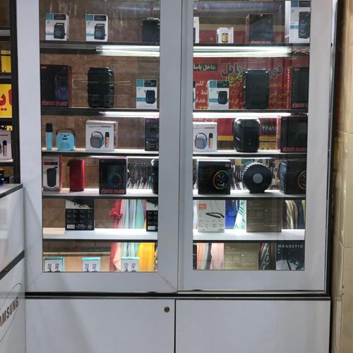 ویترین و رگال