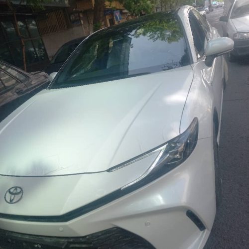 تویوتا کمریLE مدل 2025 ژاپن پلاک